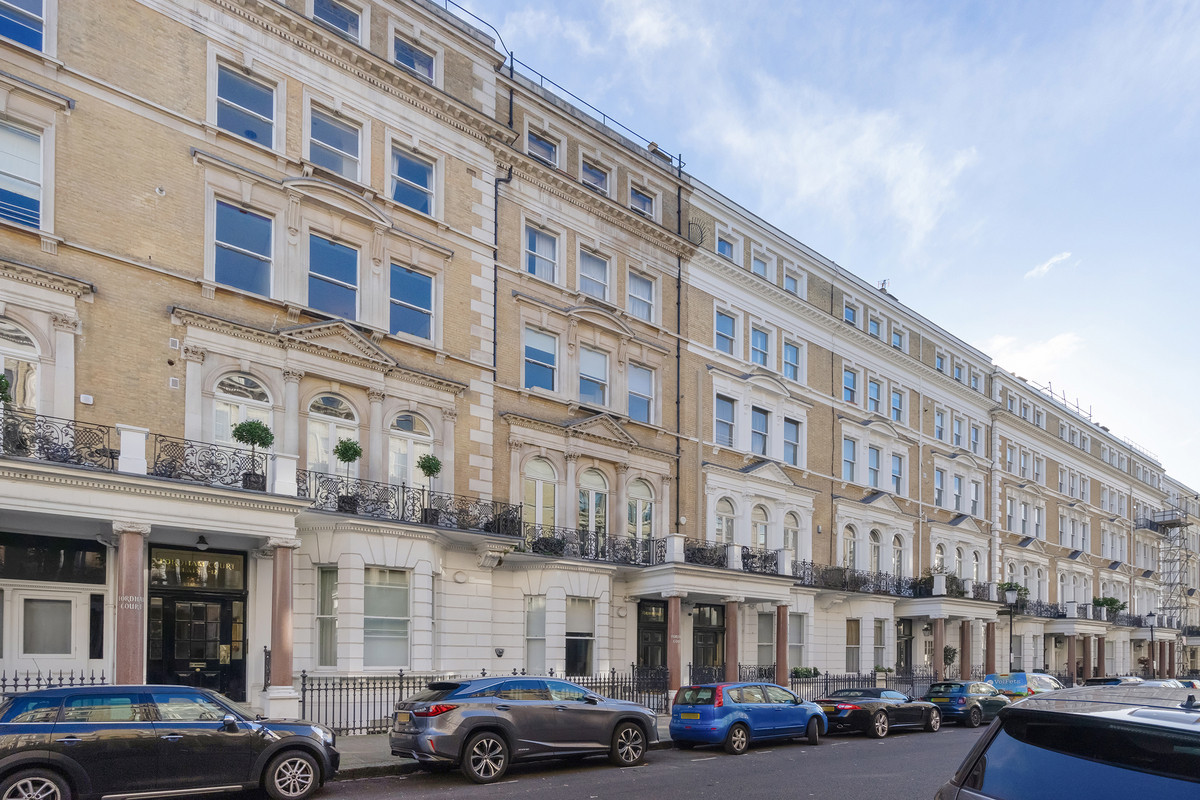 De Vere Gardens