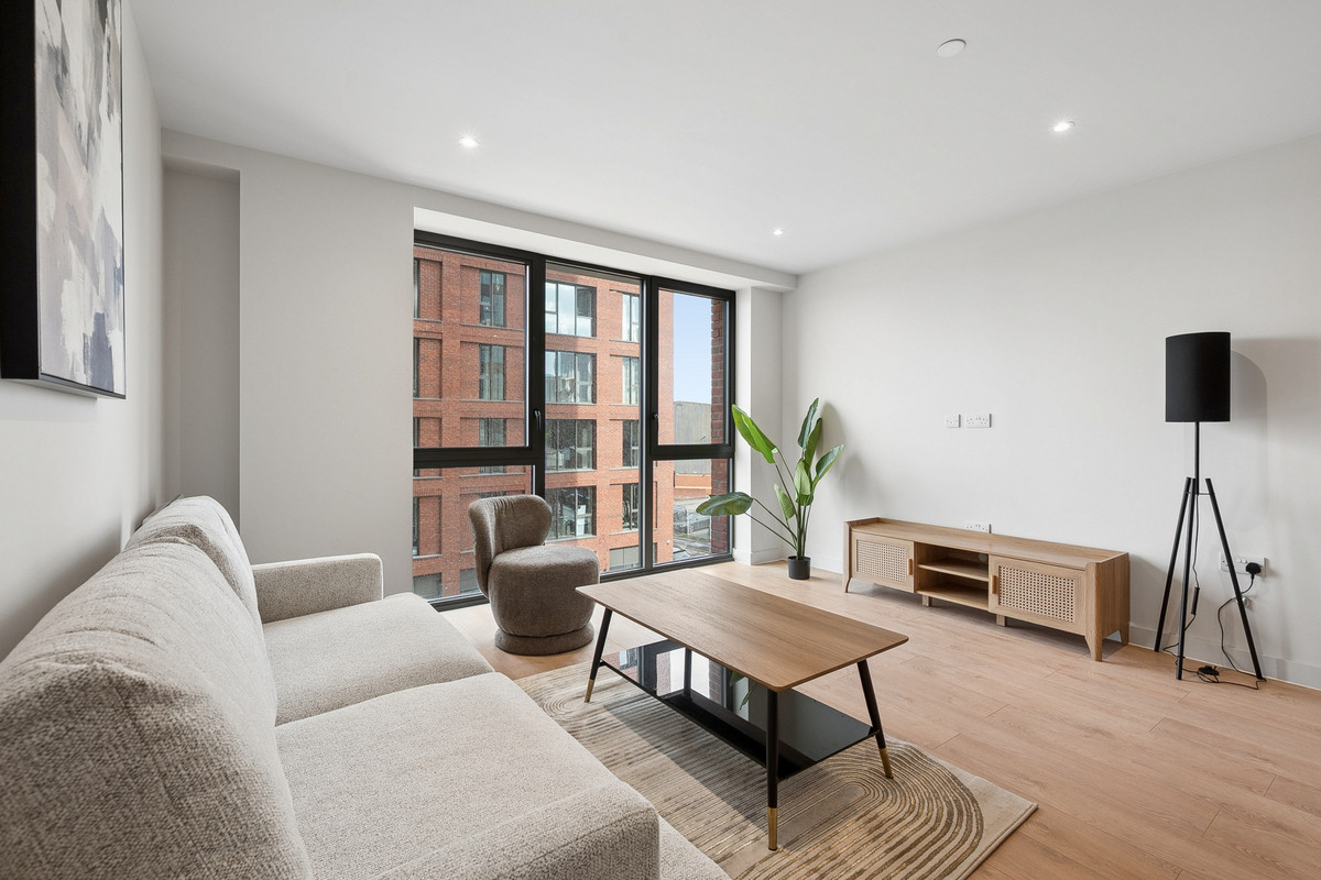 1 Dutton Street