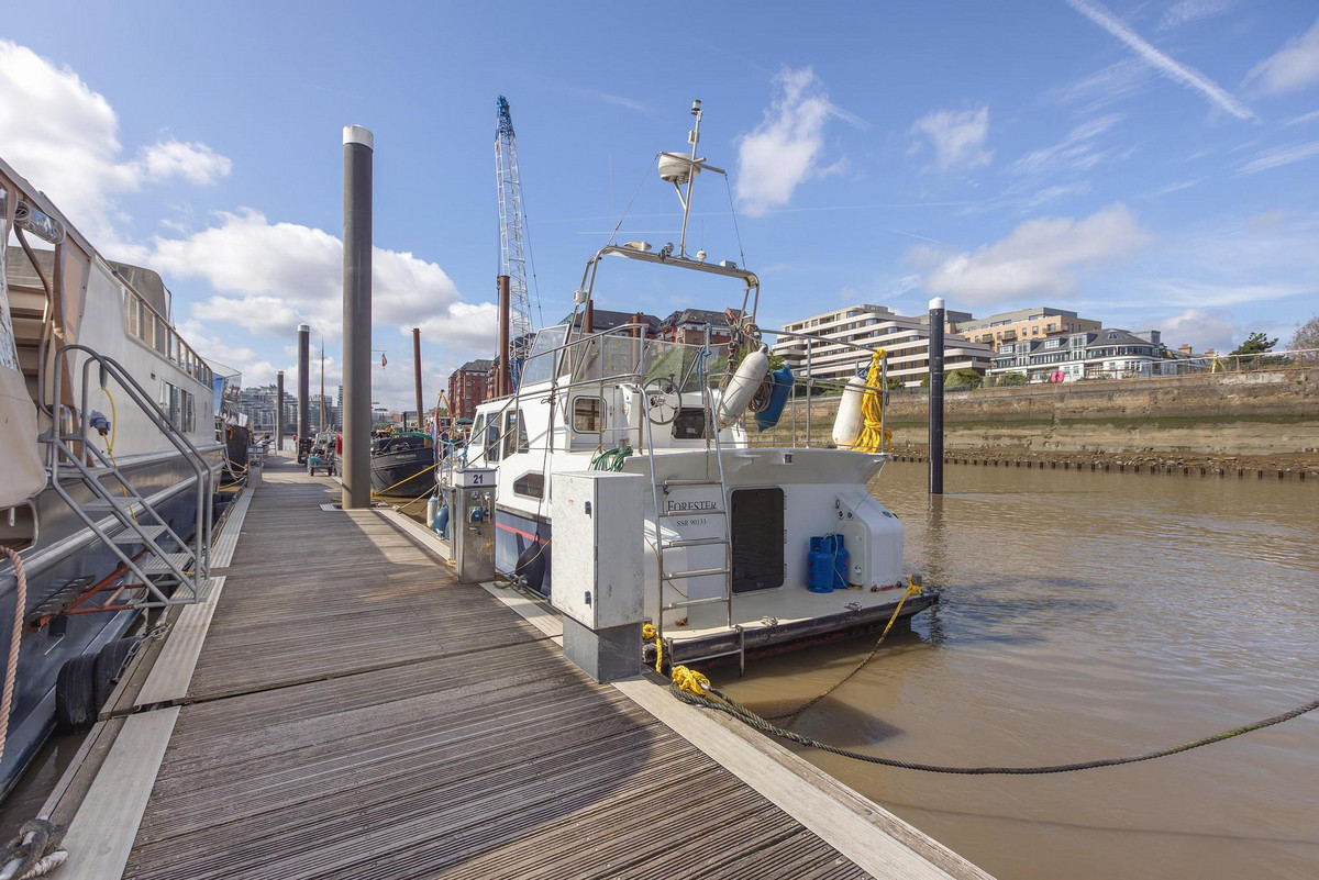 Imperial Wharf Marina