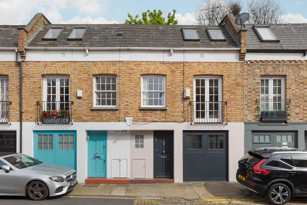 Royal Crescent Mews